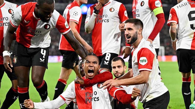 Feyenoord cũng rất đáng gờm về hệ thống trẻ Feyenoord cũng rất đáng gờm về hệ thống trẻ